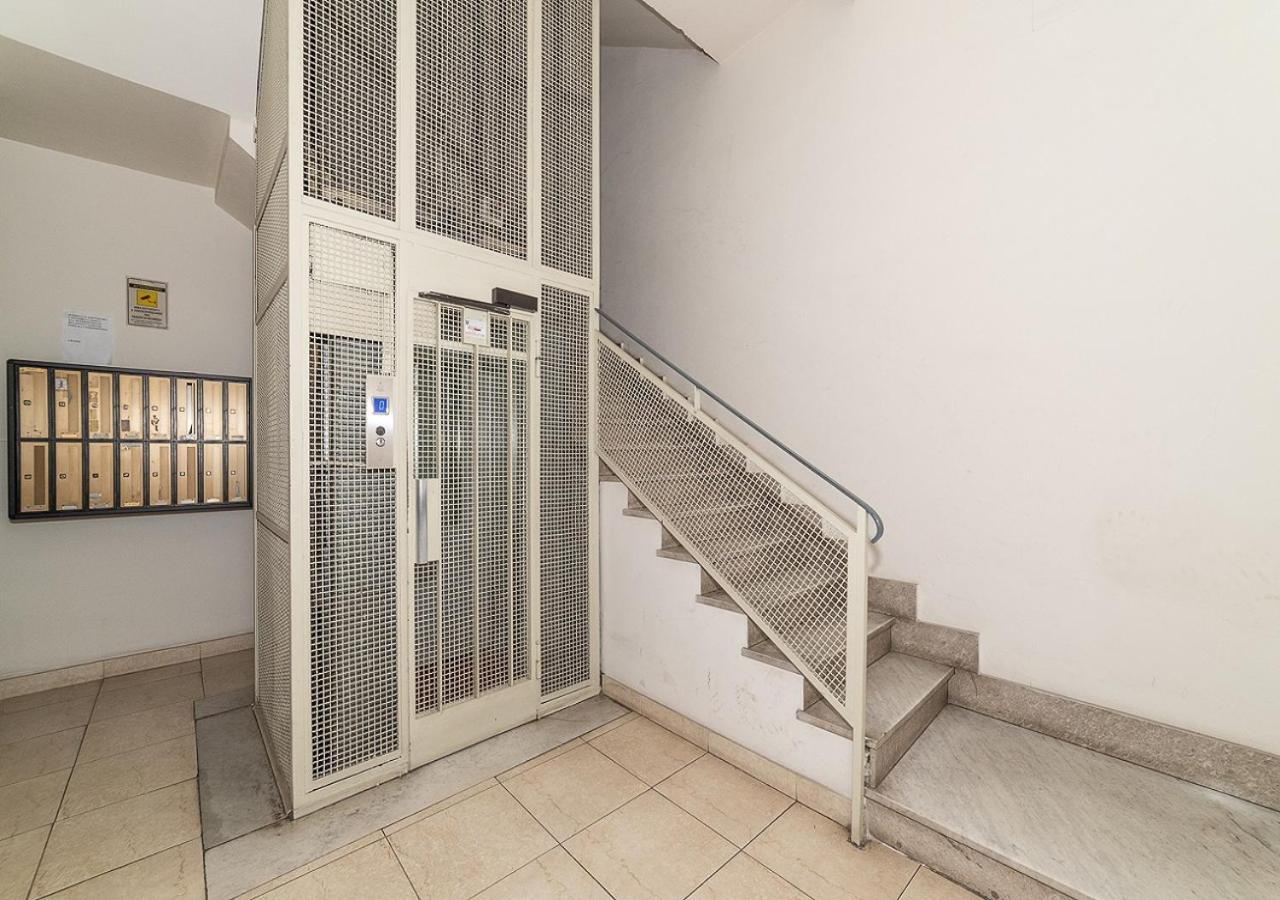 Bed & Breakfast Firenze カターニア エクステリア 写真